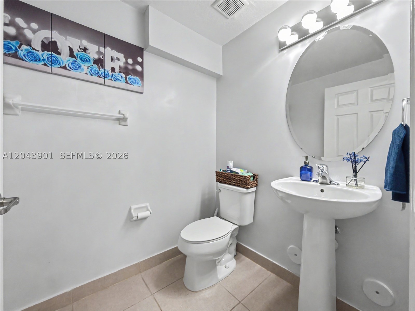 COCO PALM ESTATES - Residential