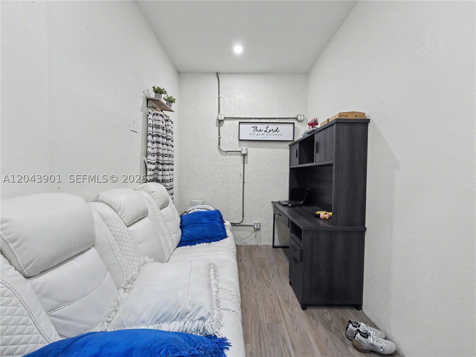 COCO PALM ESTATES - Residential