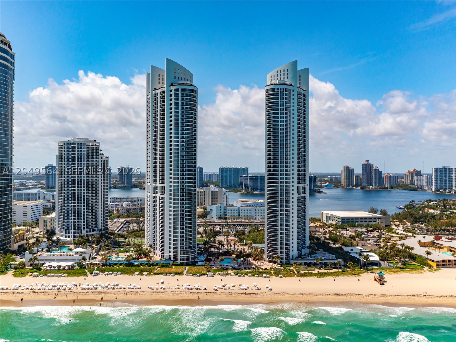 TRUMP ROYALE CONDO - Residential Lease