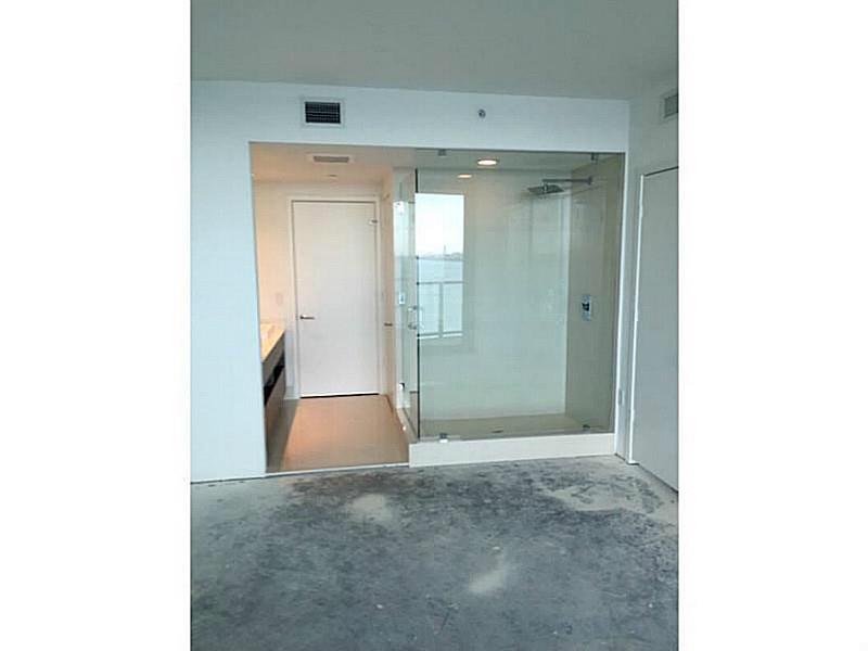 Icon Bay - Residential Lease