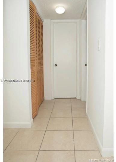 THE BEACH CLUB FONTAINEBL - Residential Lease