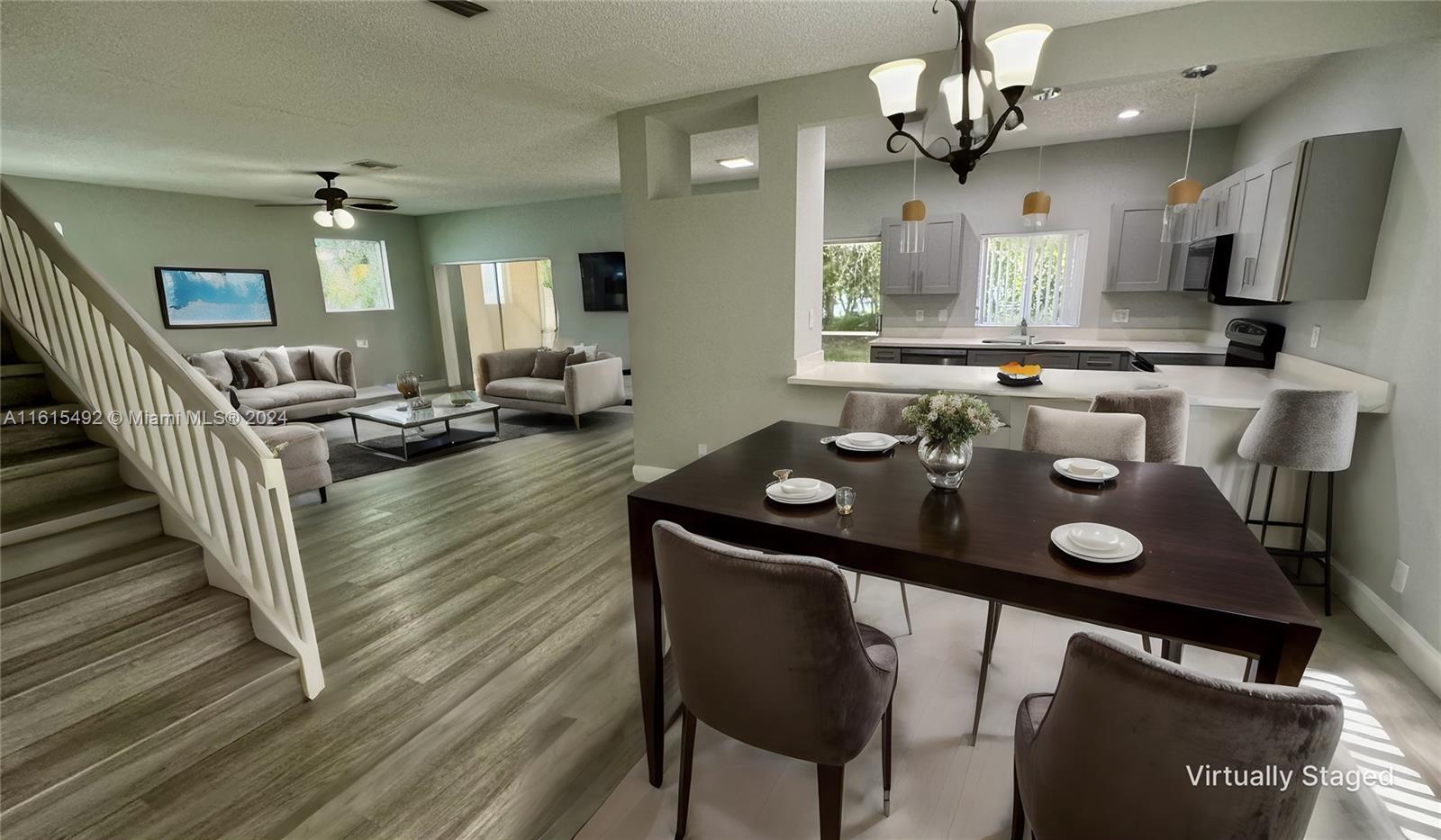 BOCA SPRINGS - Residential