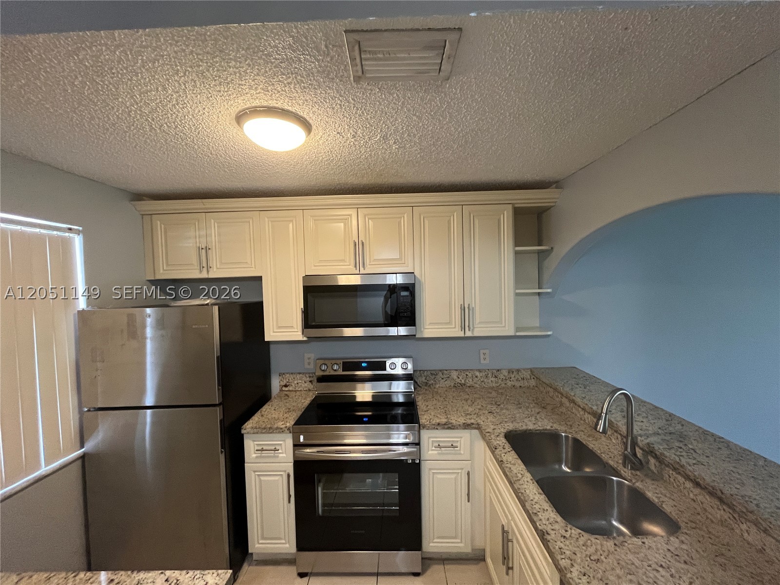 FOREST PARK CONDO - Residential