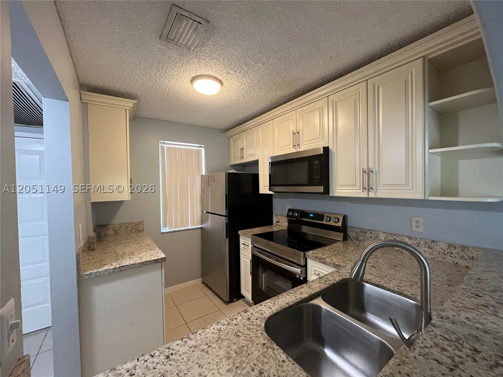 FOREST PARK CONDO - Residential