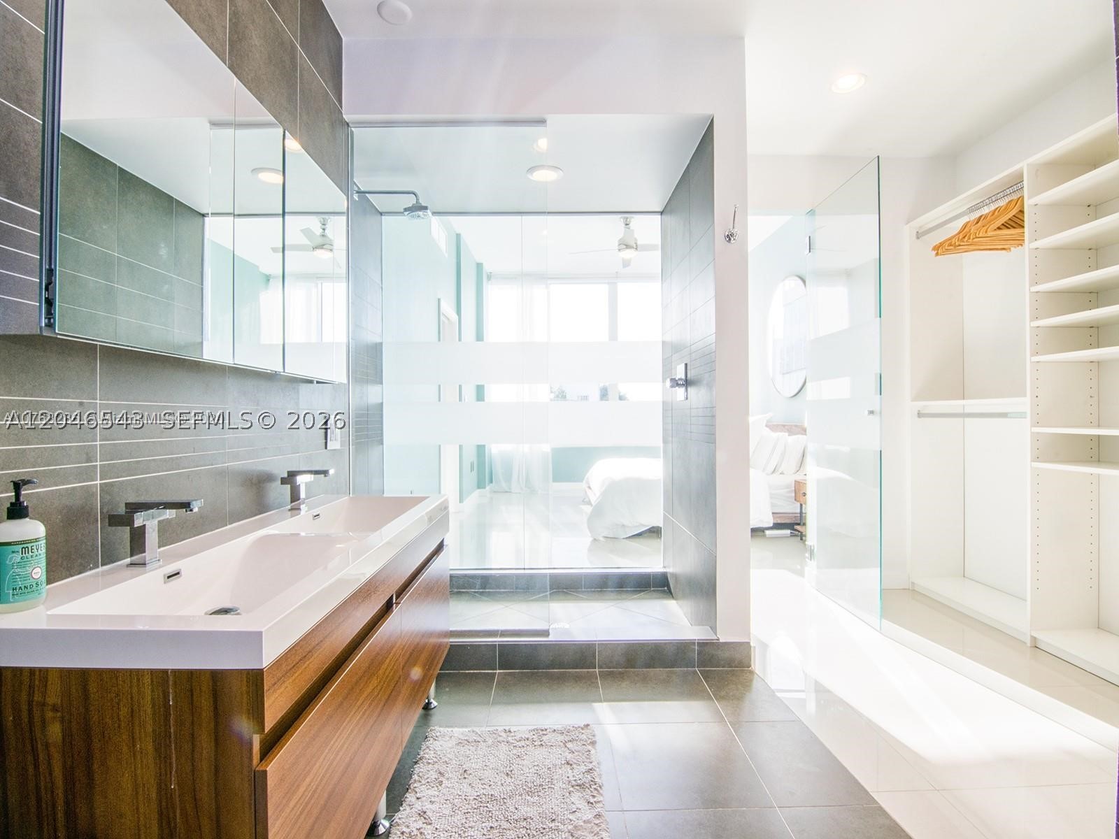 ARTEPARK SOUTH CONDO - Residential