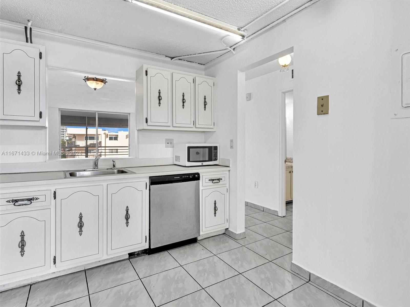 EDEN ISLES CONDO PART 3 - Residential Lease
