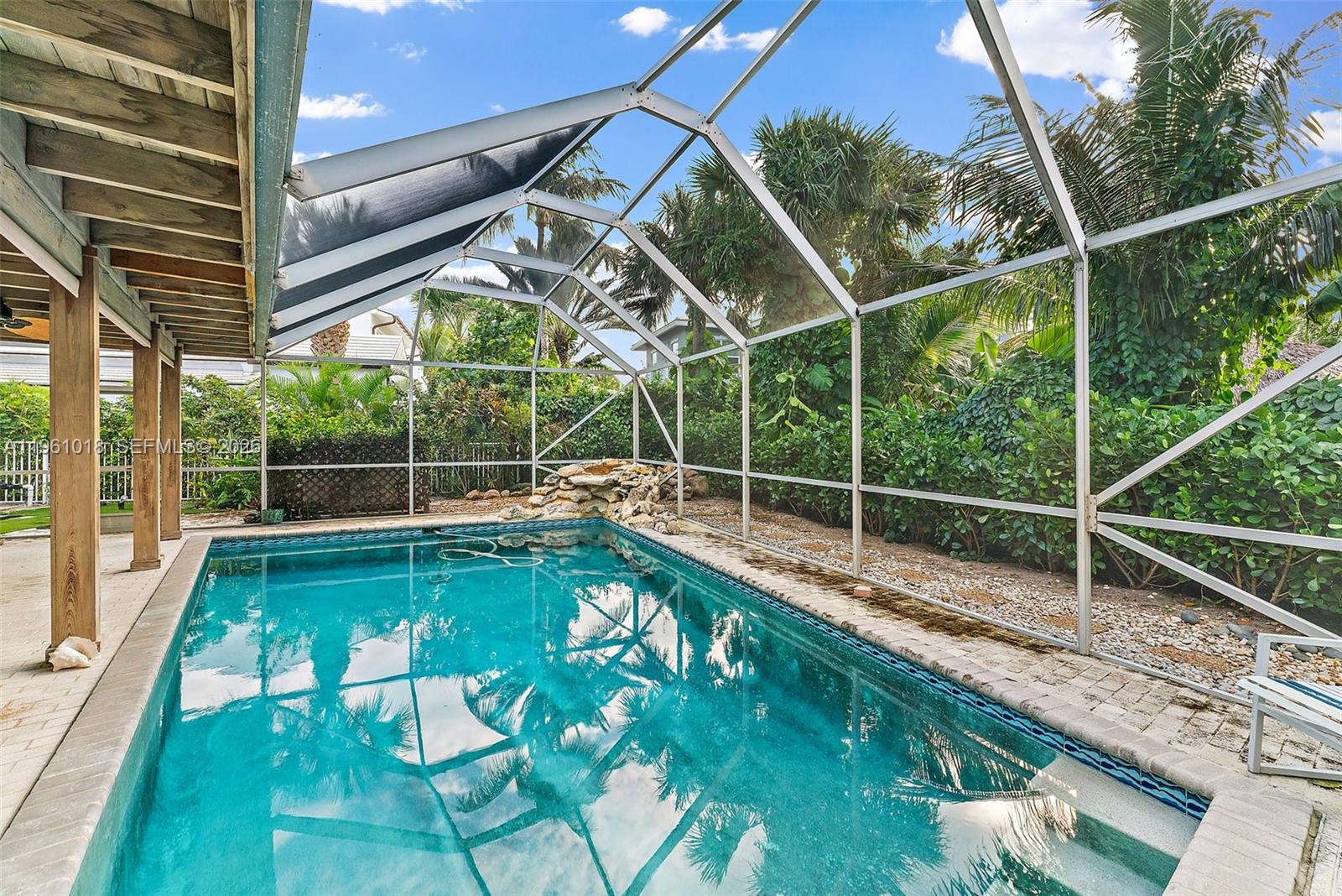 JUPITER INLET BEACH COLON - Residential