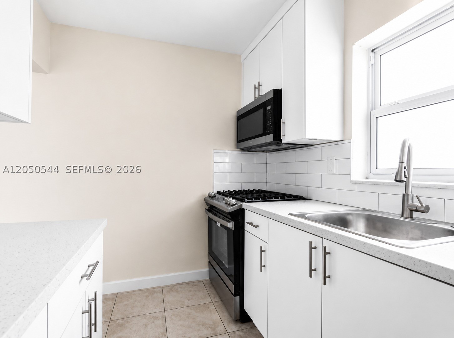 BELLA LUNA CONDO - Residential
