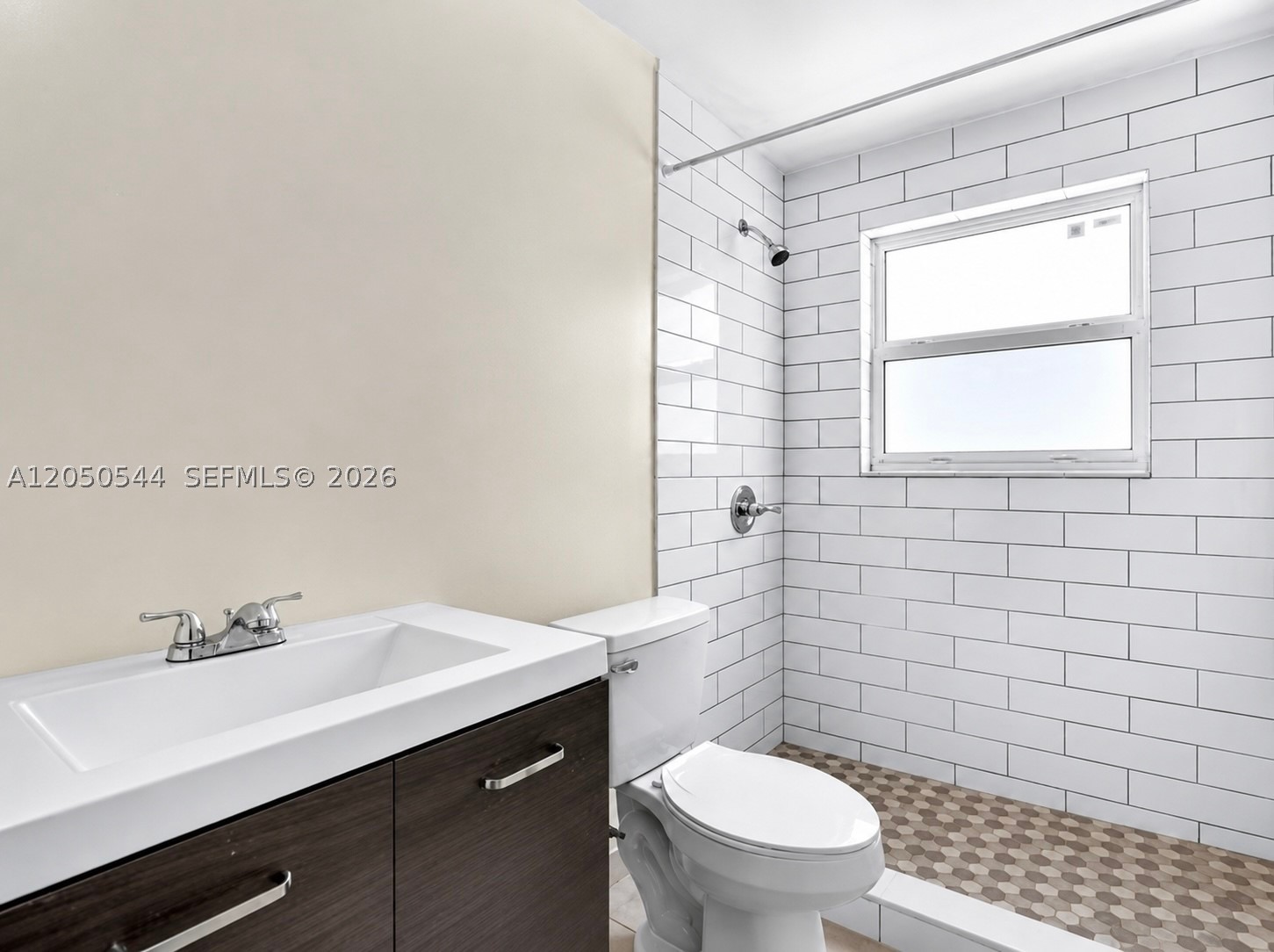 BELLA LUNA CONDO - Residential