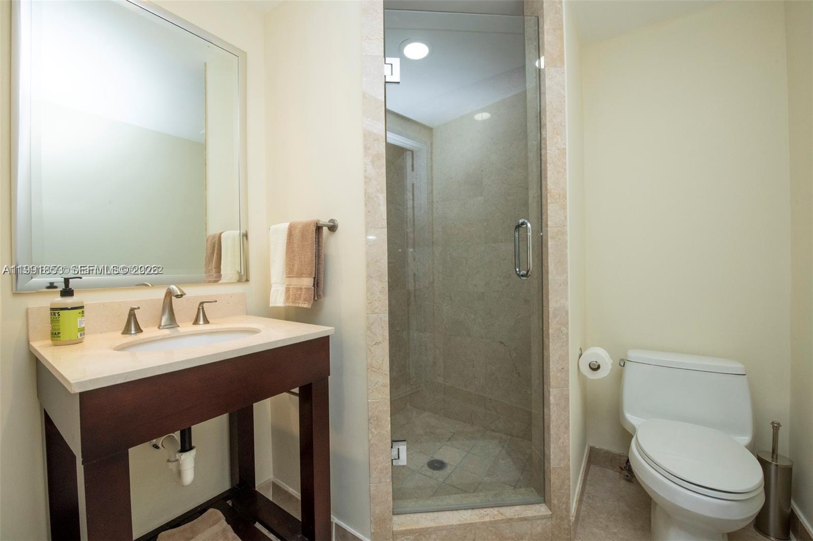 JADE RESIDENCES - Residential