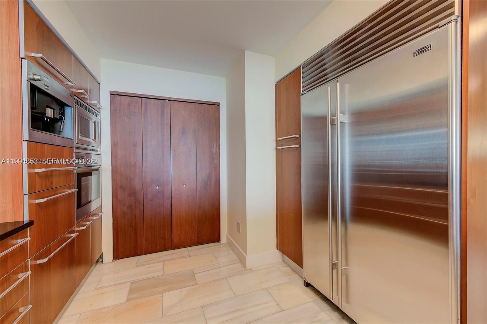 JADE RESIDENCES - Residential