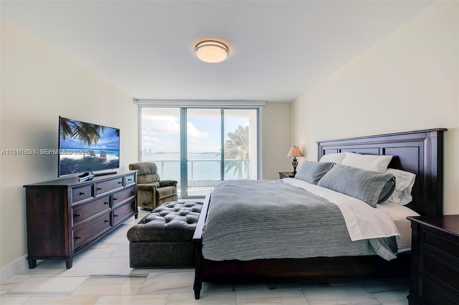 JADE RESIDENCES - Residential