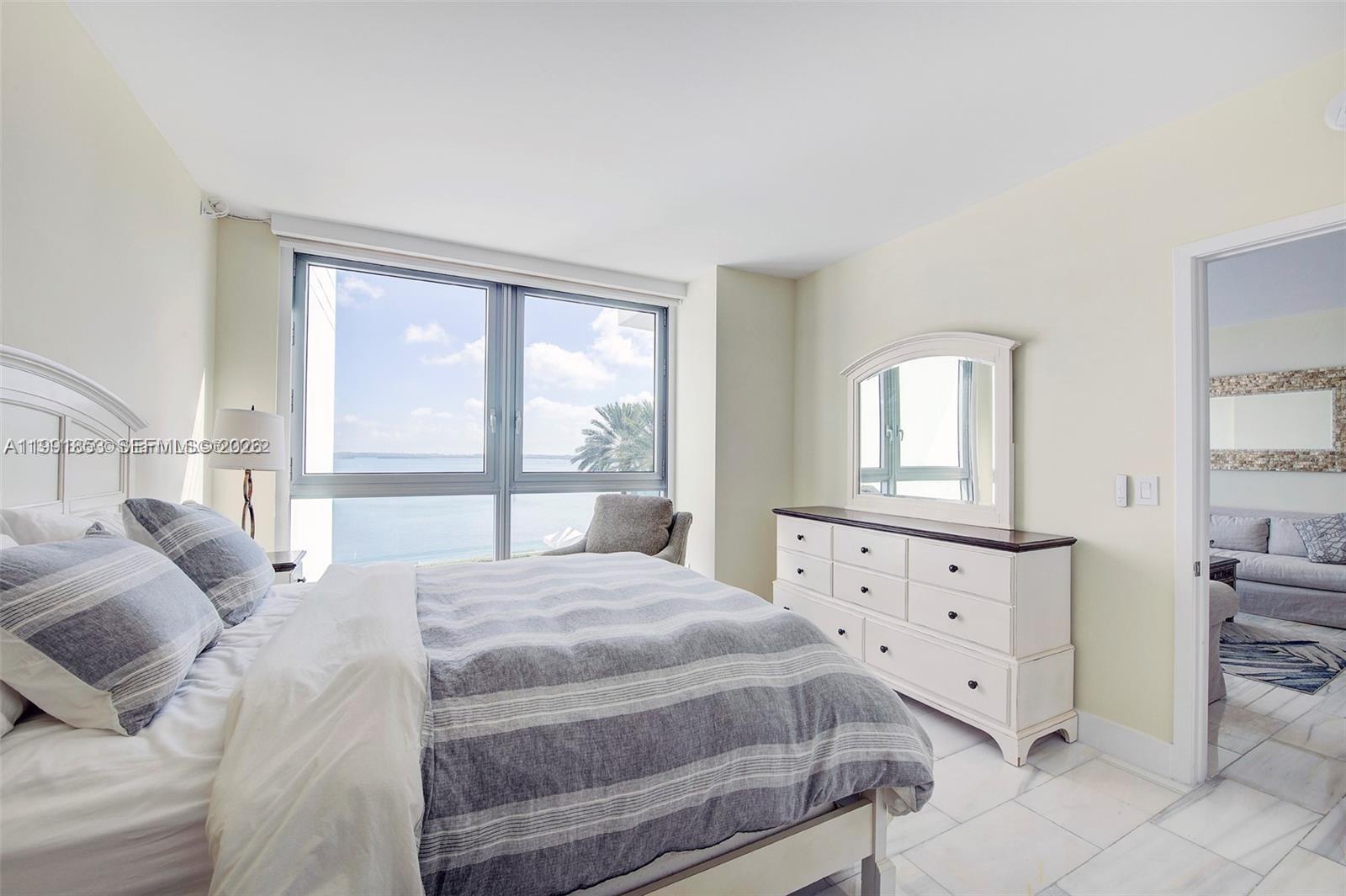 JADE RESIDENCES - Residential