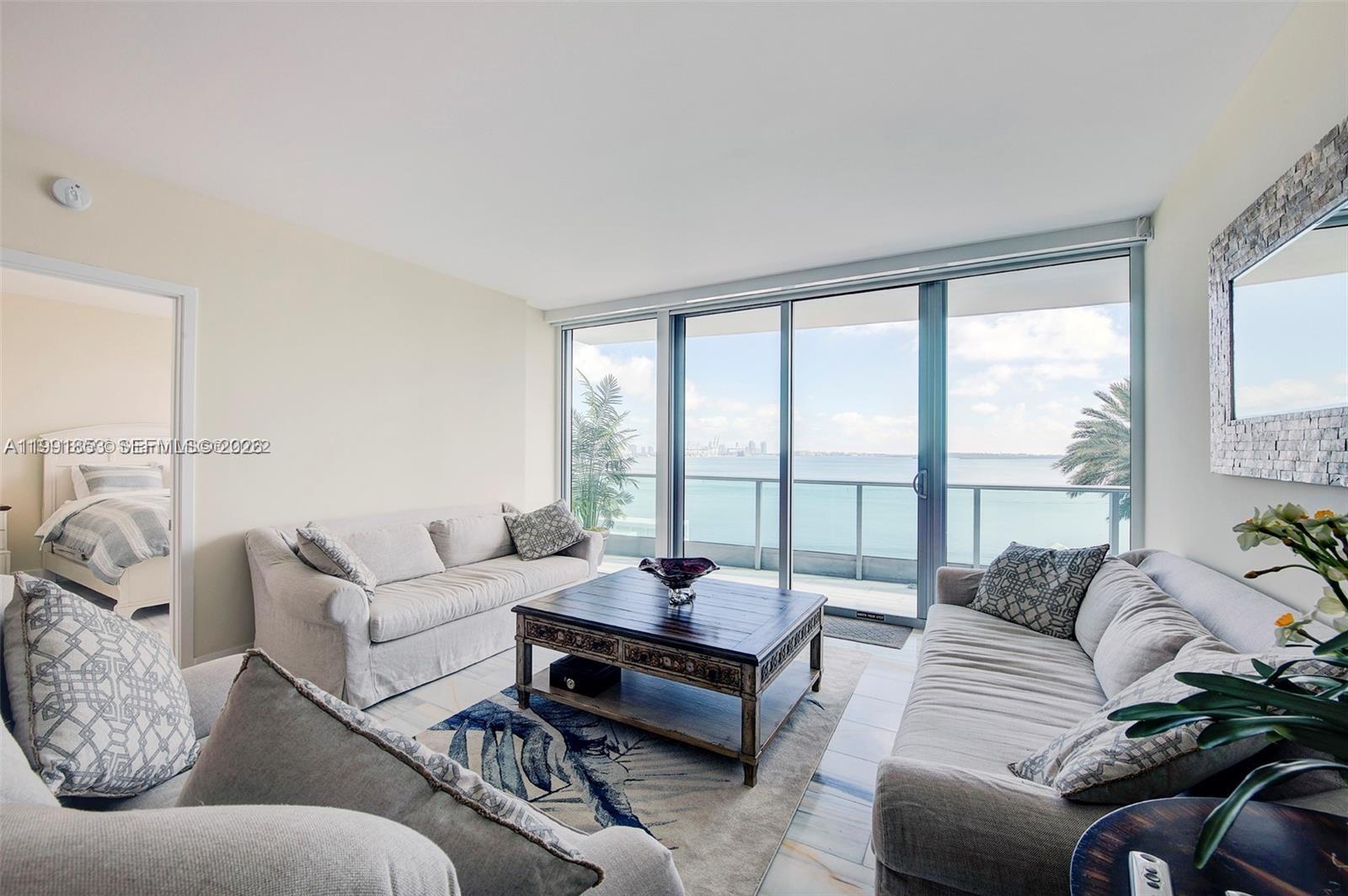 JADE RESIDENCES - Residential
