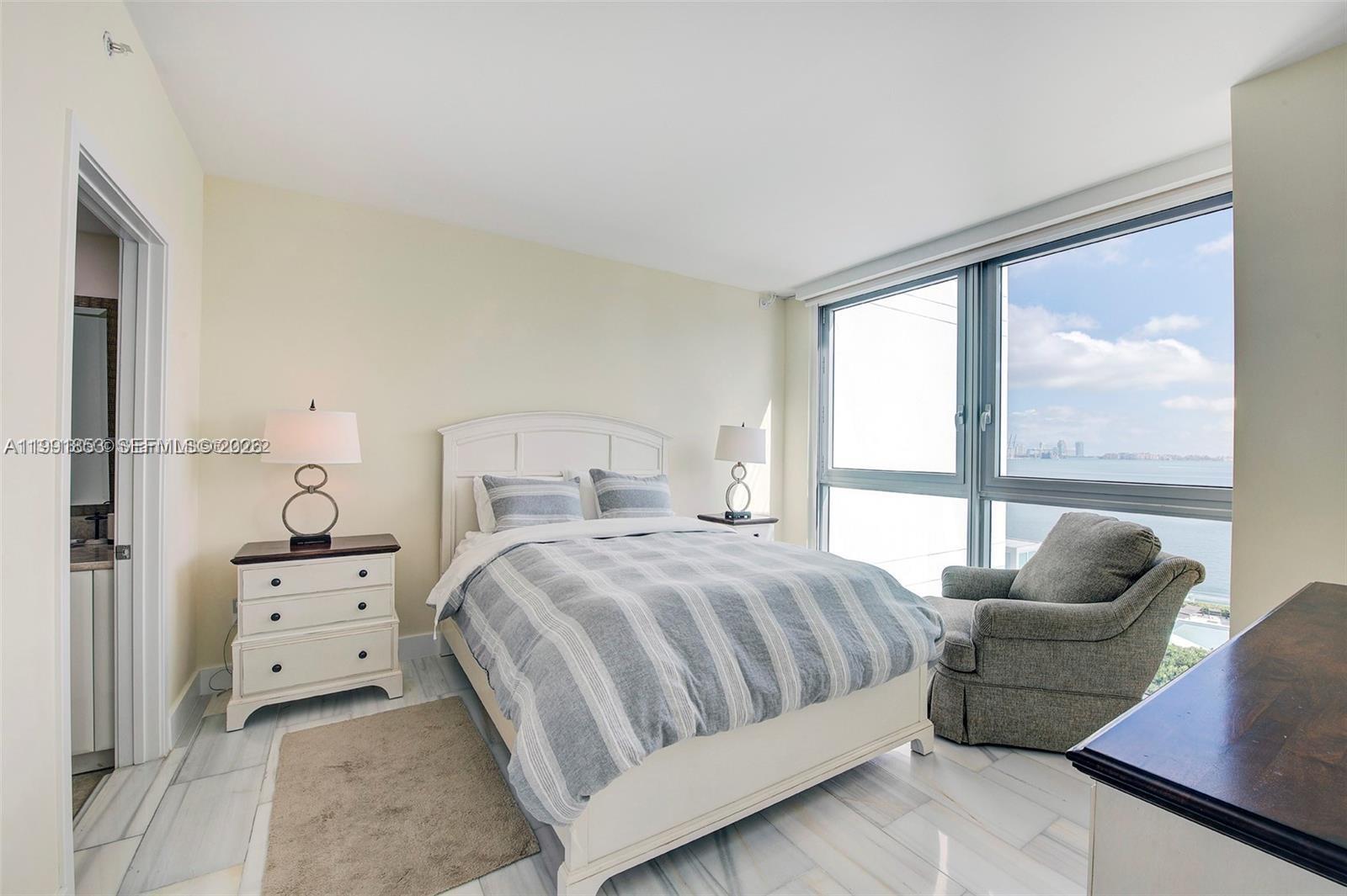 JADE RESIDENCES - Residential