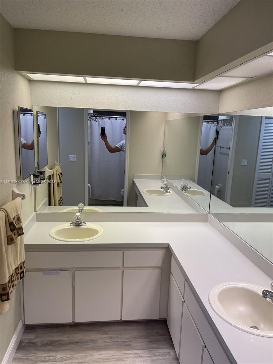 LINKS AT SEVEN HILLS UNIT - Residential