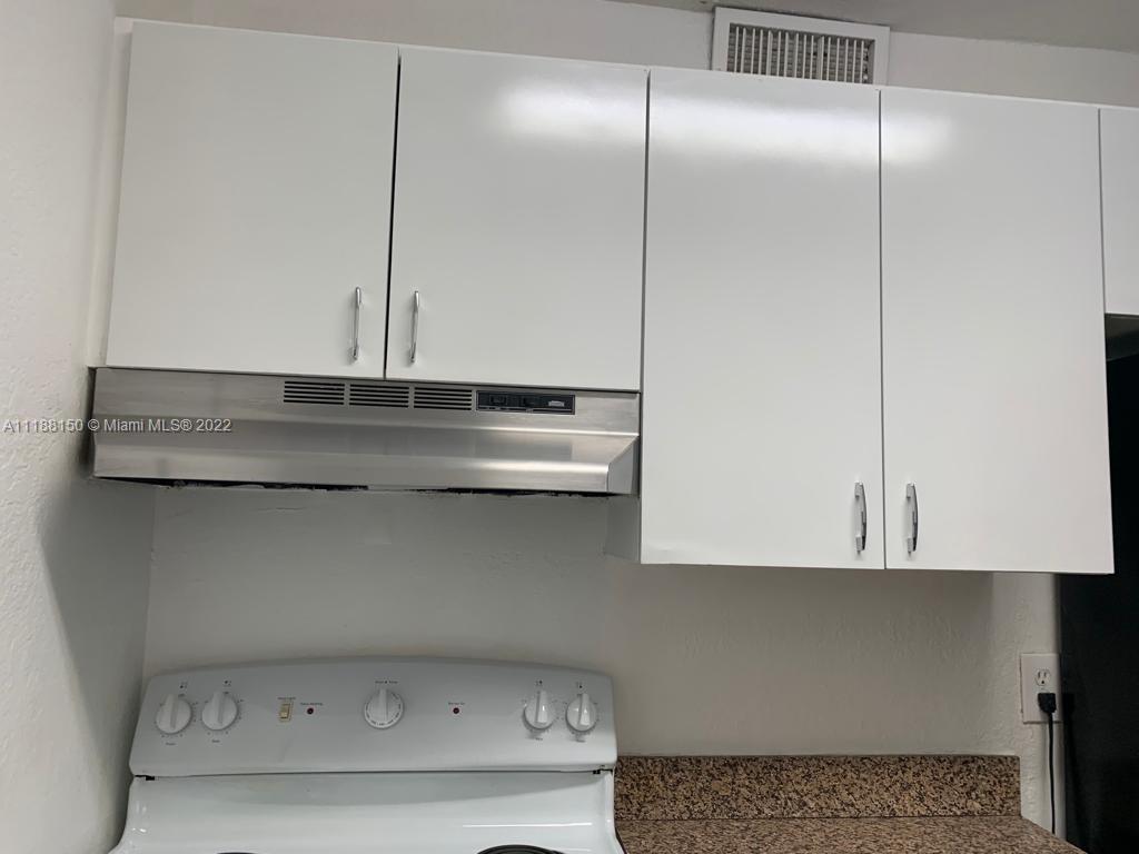GLEN COVE APTS 3 CONDO - Residential Lease