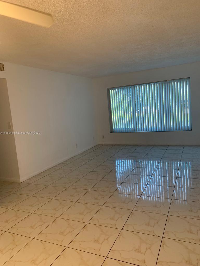 GLEN COVE APTS 3 CONDO - Residential Lease