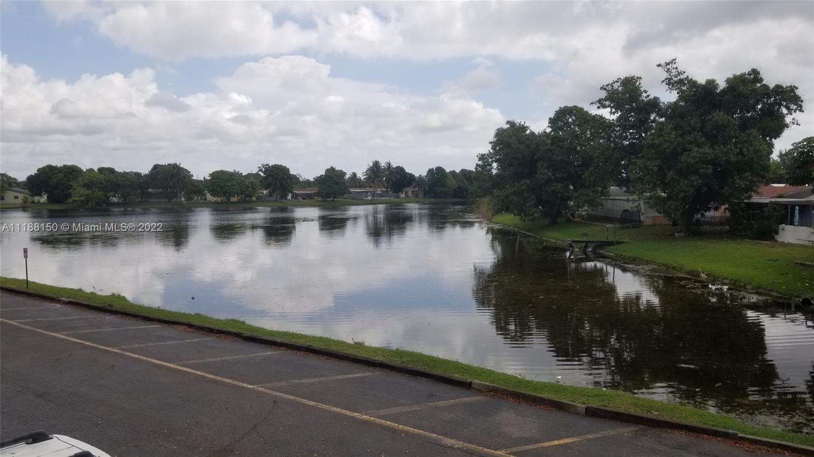 GLEN COVE APTS 3 CONDO - Residential Lease