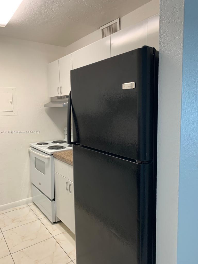 GLEN COVE APTS 3 CONDO - Residential Lease