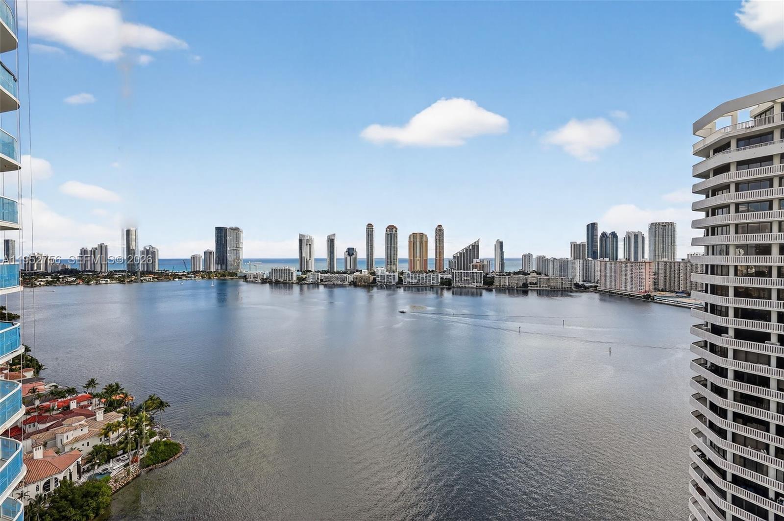 4000 ISL BLVD WILLIAMS IS - Residential