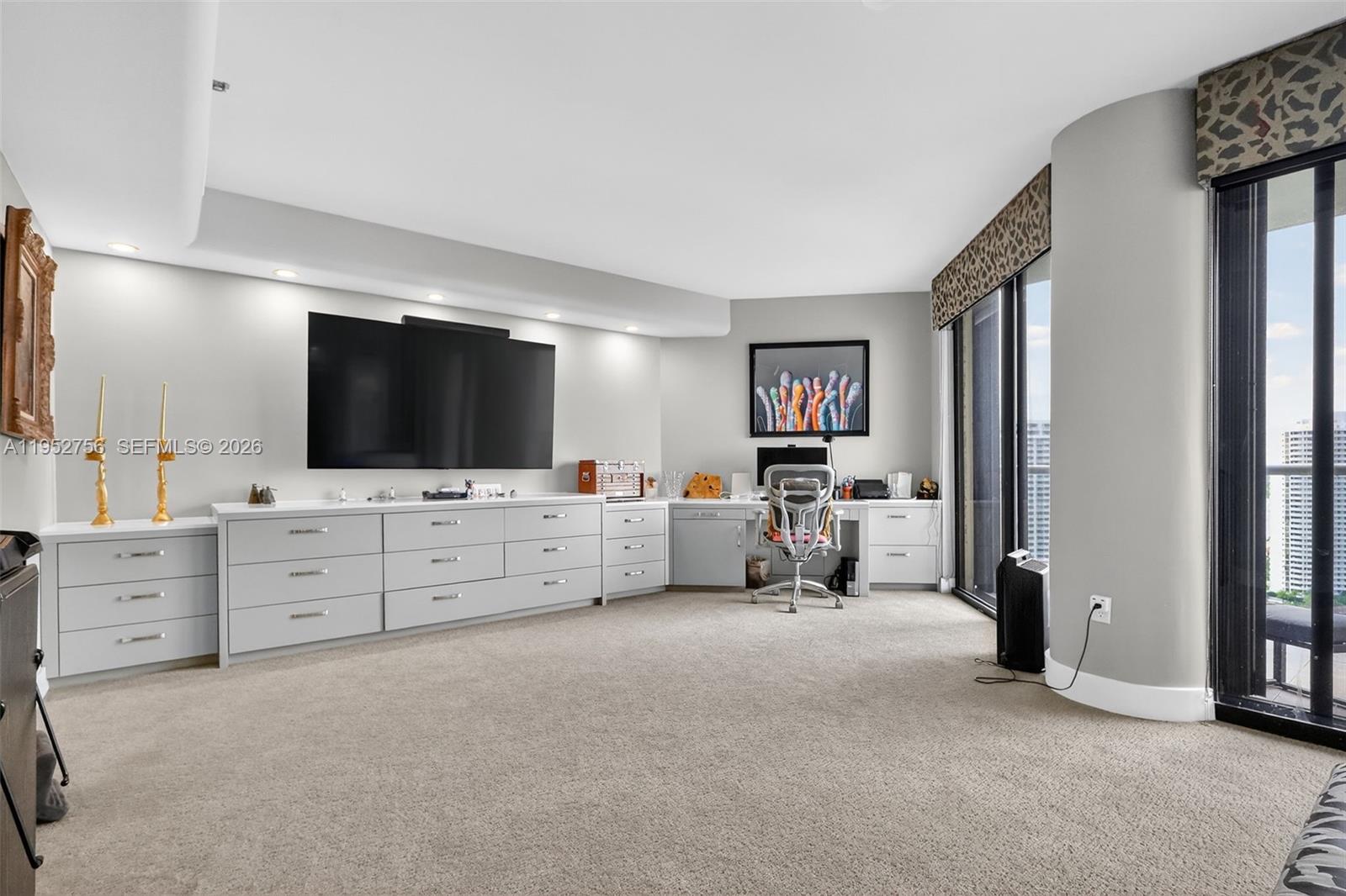 4000 ISL BLVD WILLIAMS IS - Residential