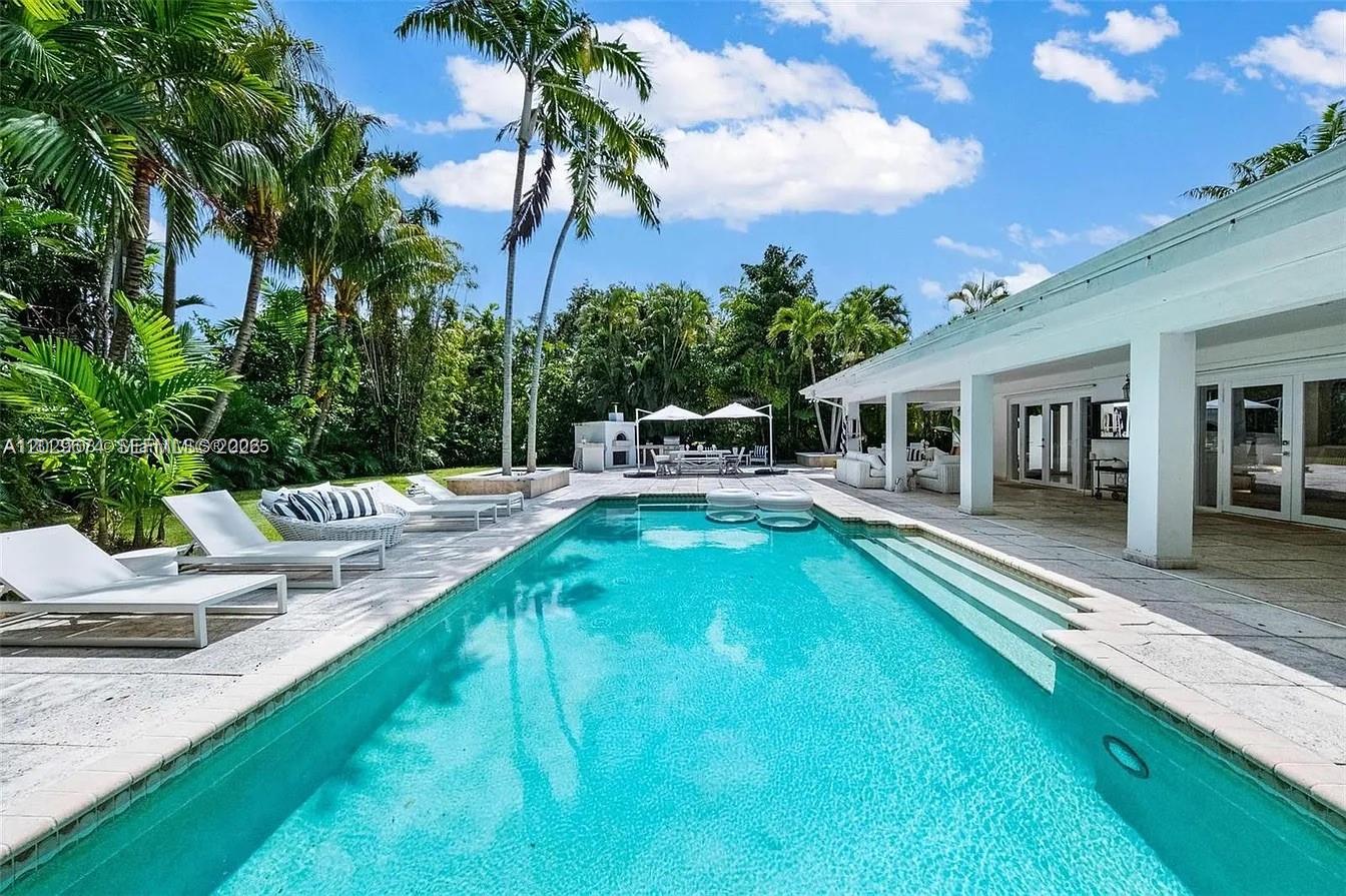 BAY LURE - Residential Lease