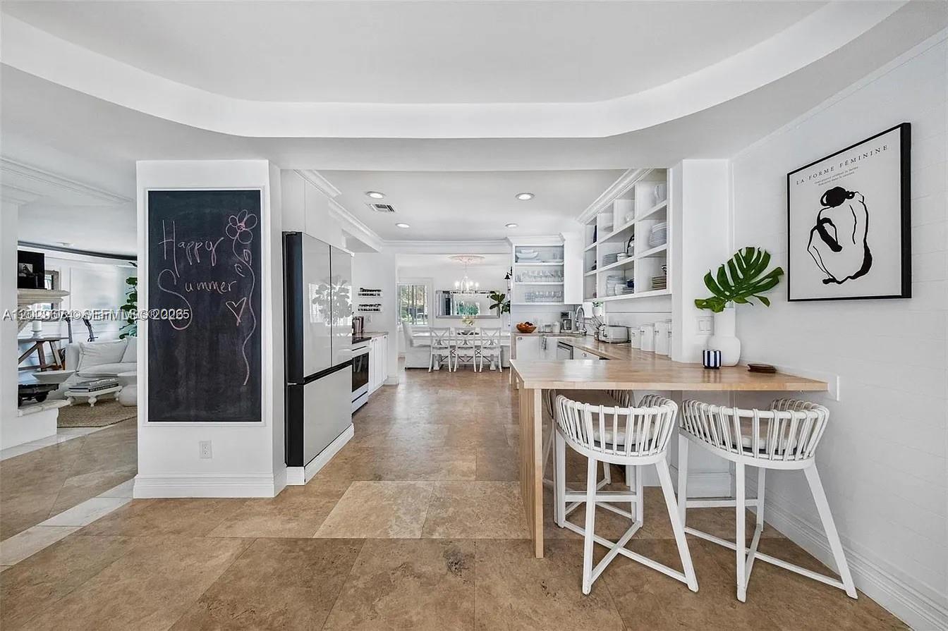 BAY LURE - Residential Lease