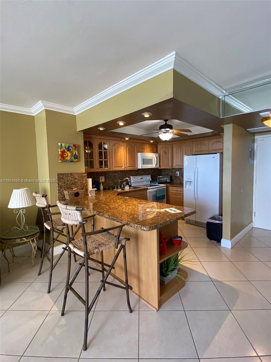 PARKER DORADO CONDO - Residential