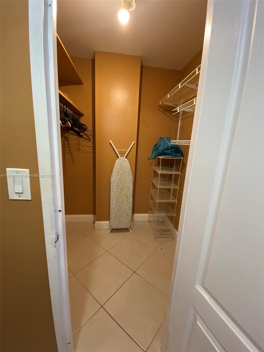 PARKER DORADO CONDO - Residential