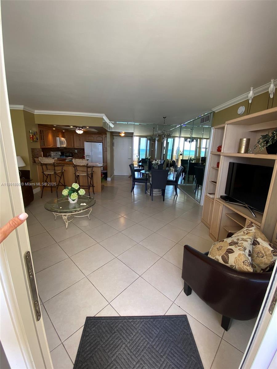 PARKER DORADO CONDO - Residential
