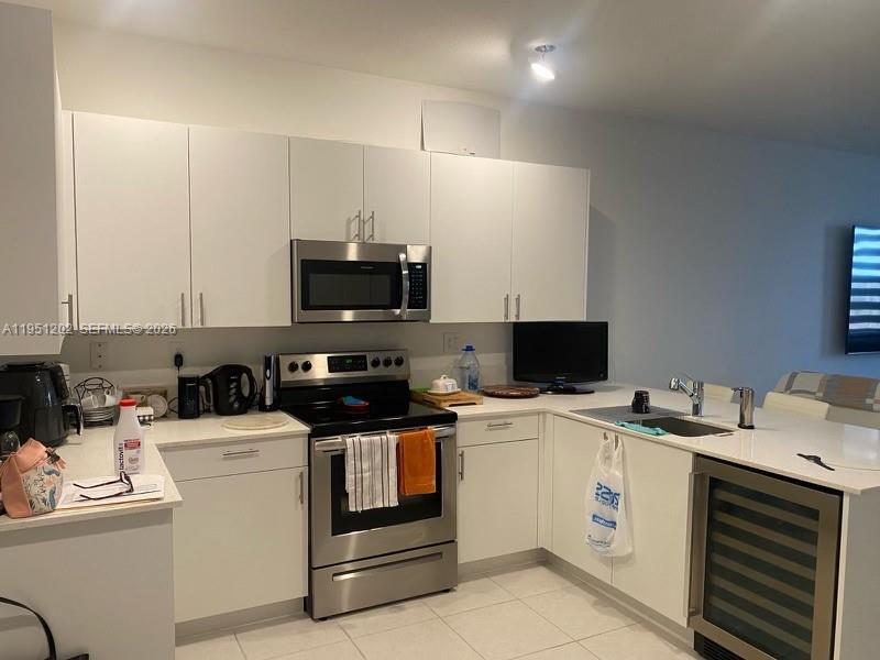 PINE VISTA - Residential