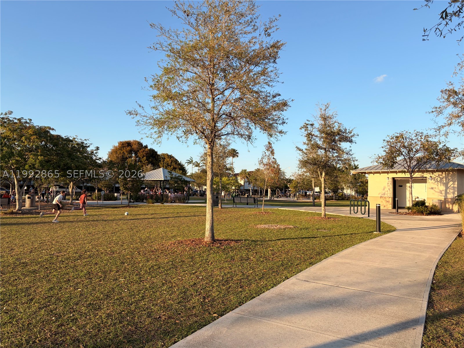 CORAL LAKES KINGDOM - Residential