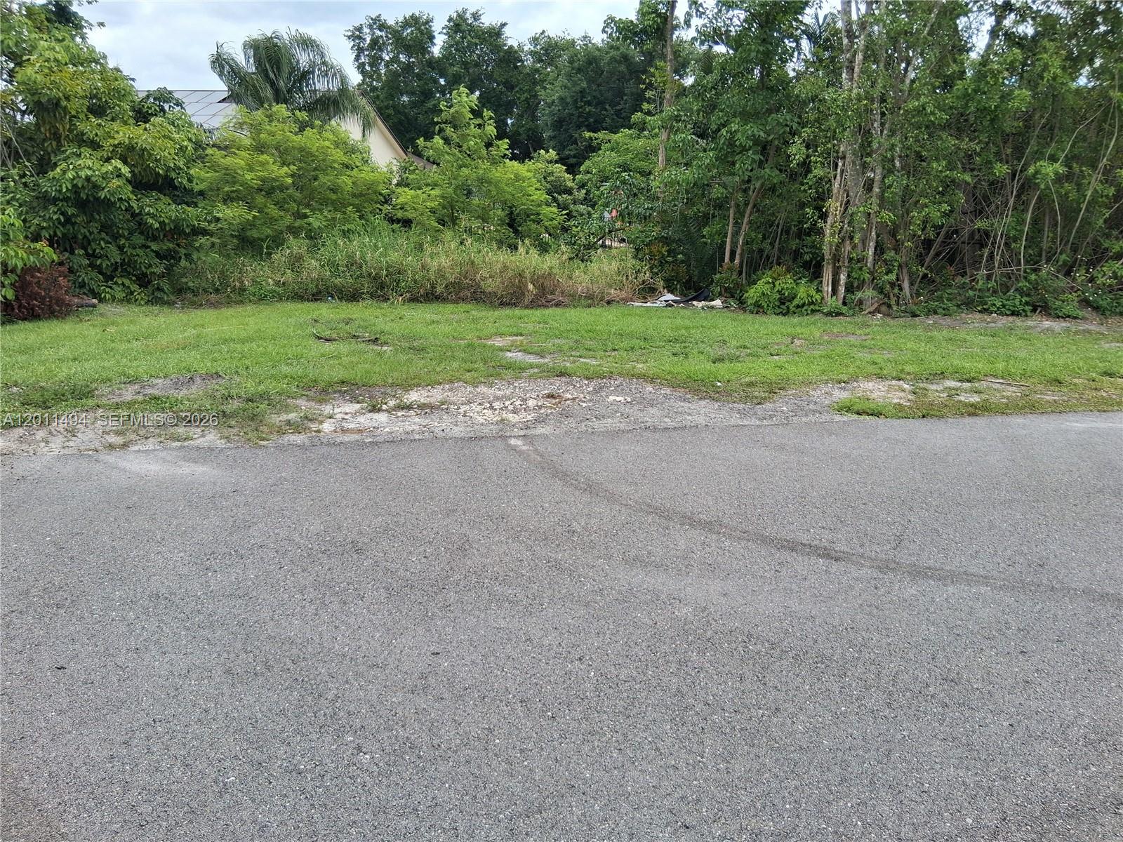 port labelle unit 12 - Land