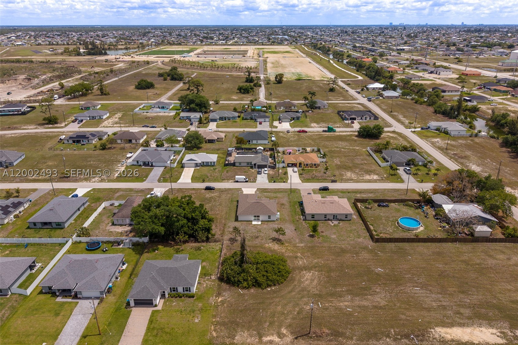 CAPE CORAL - Residential