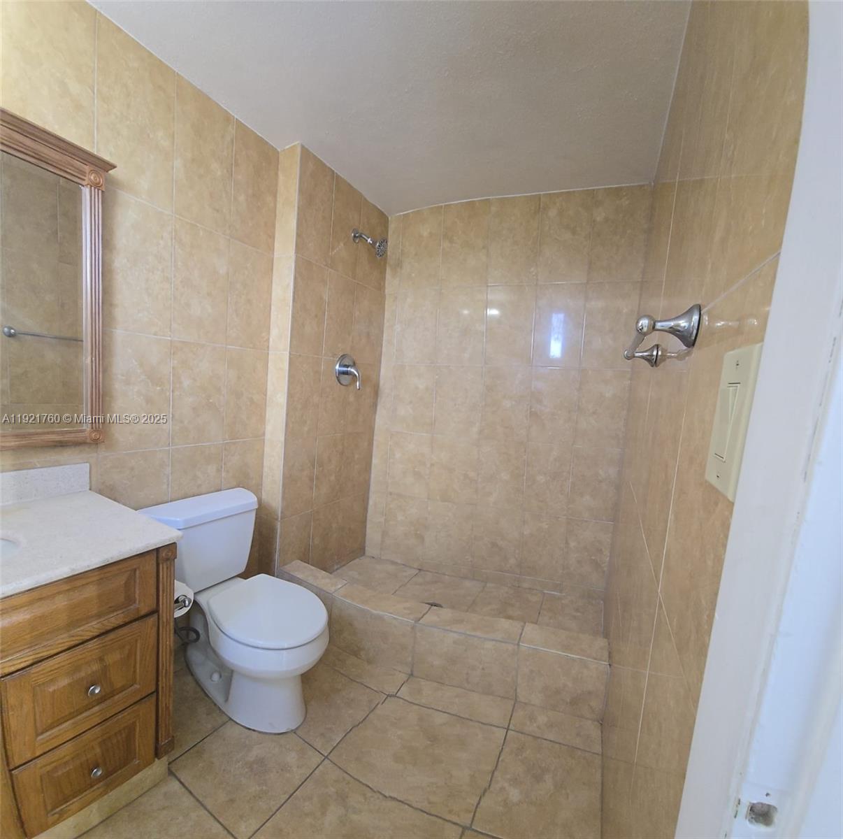 RAMBLEWOOD CONDO C - Residential