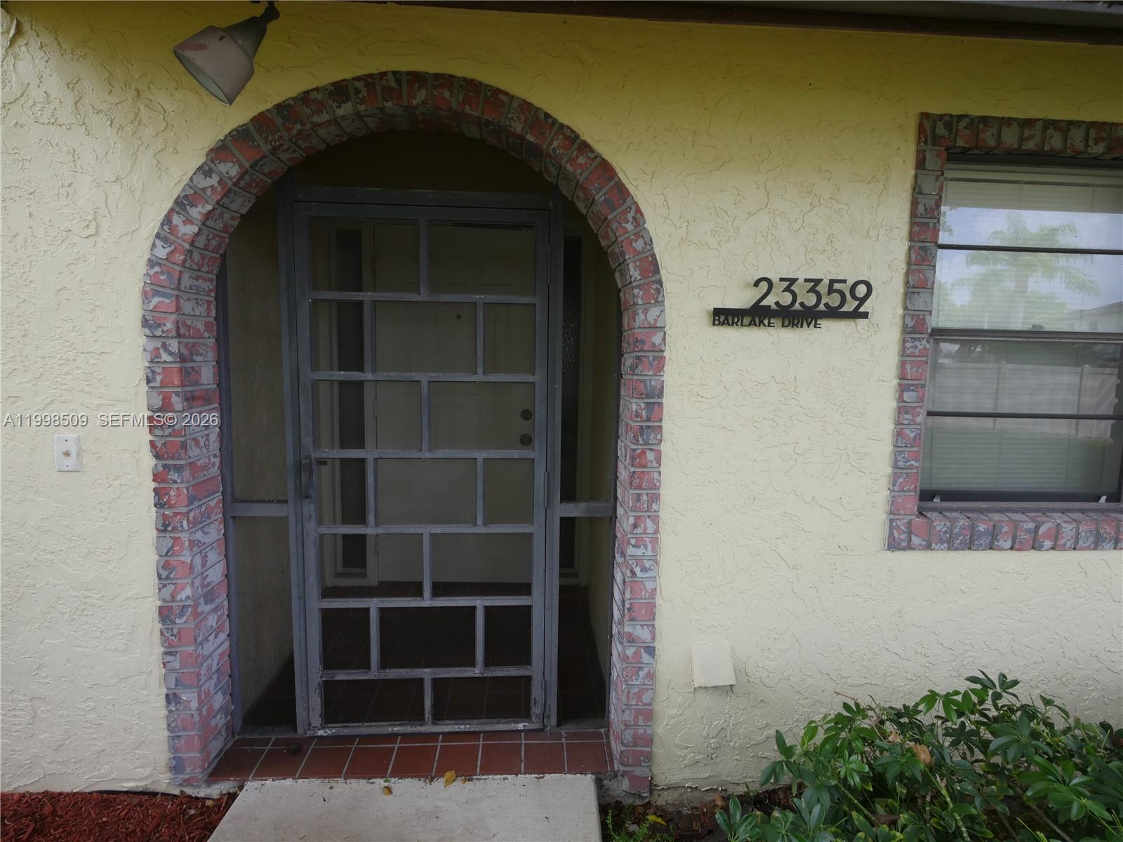 LAKES OF BOCA BARWOOD 1 - Residential
