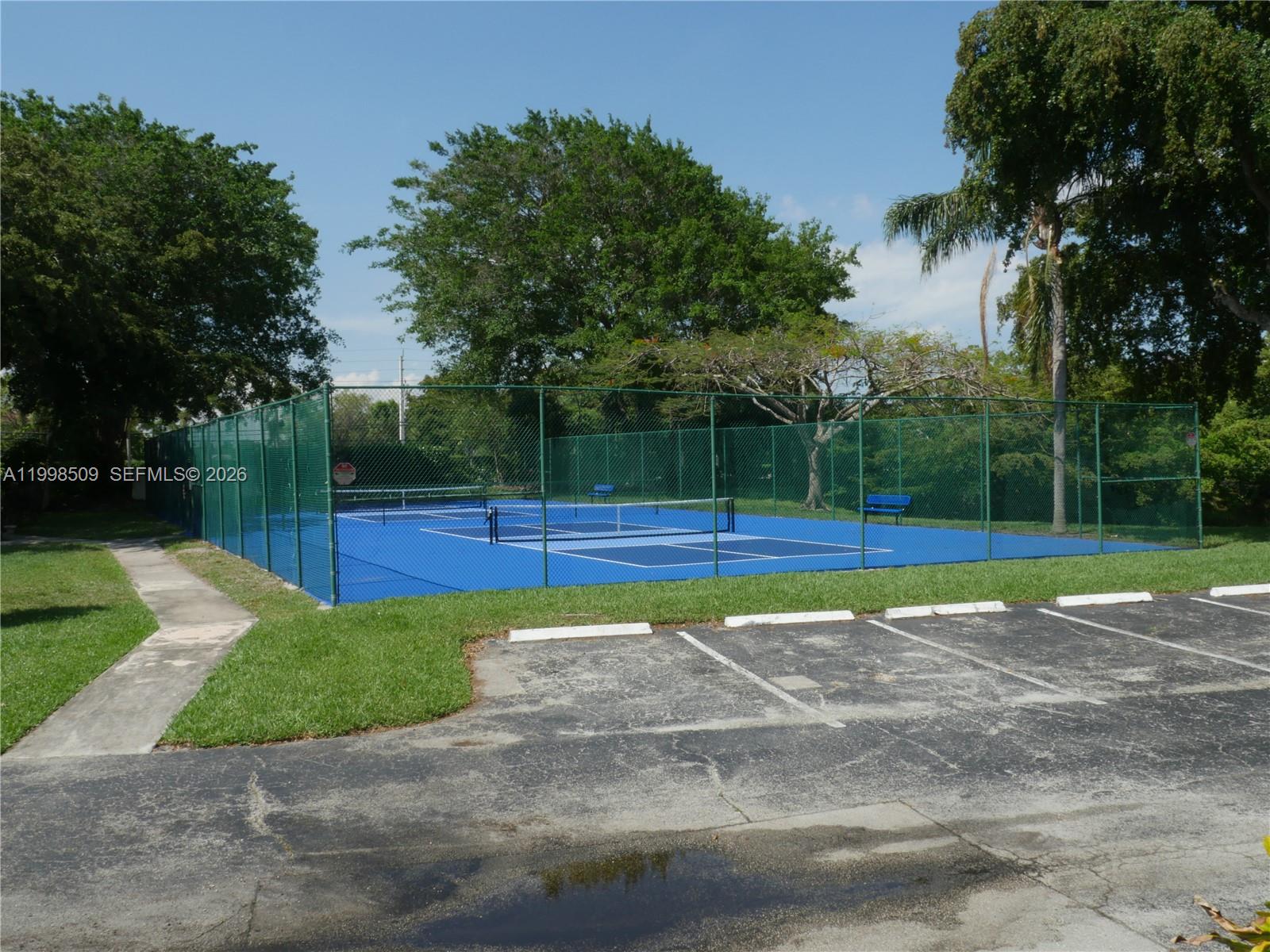 LAKES OF BOCA BARWOOD 1 - Residential