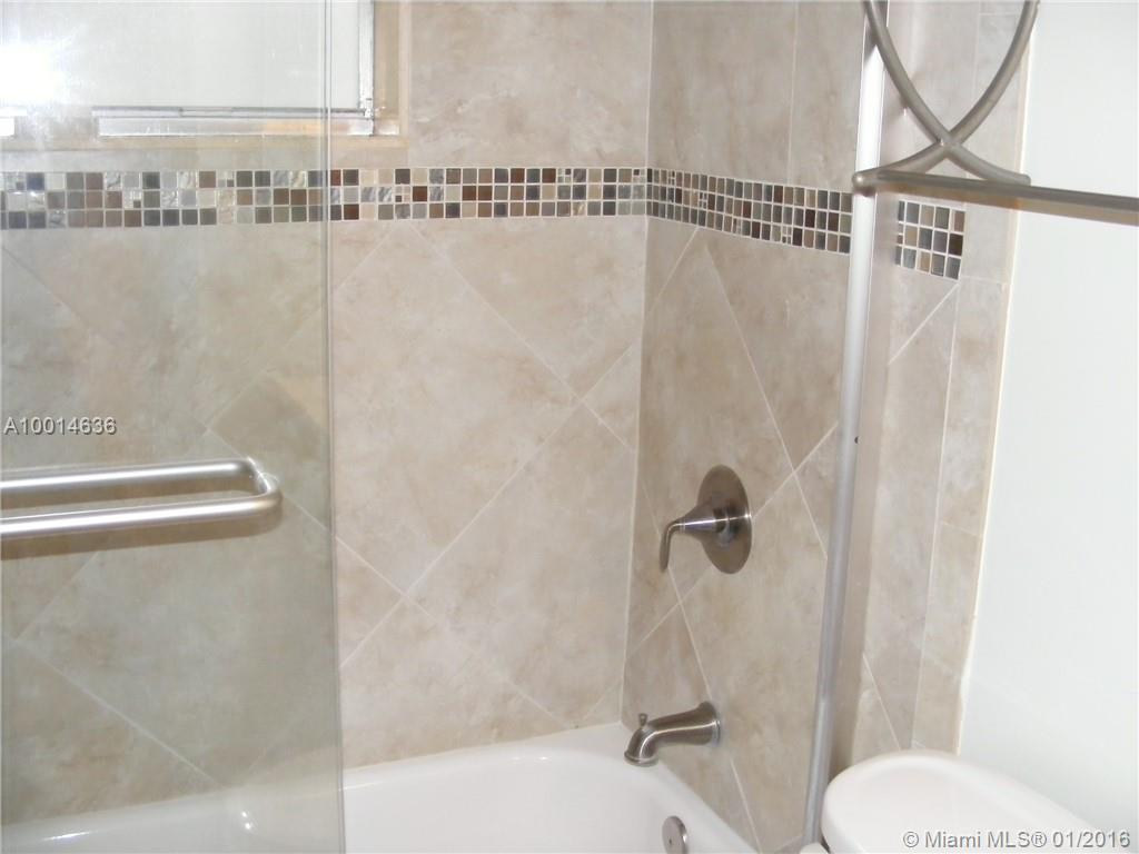 Ramblewood East Condo - Residential Lease