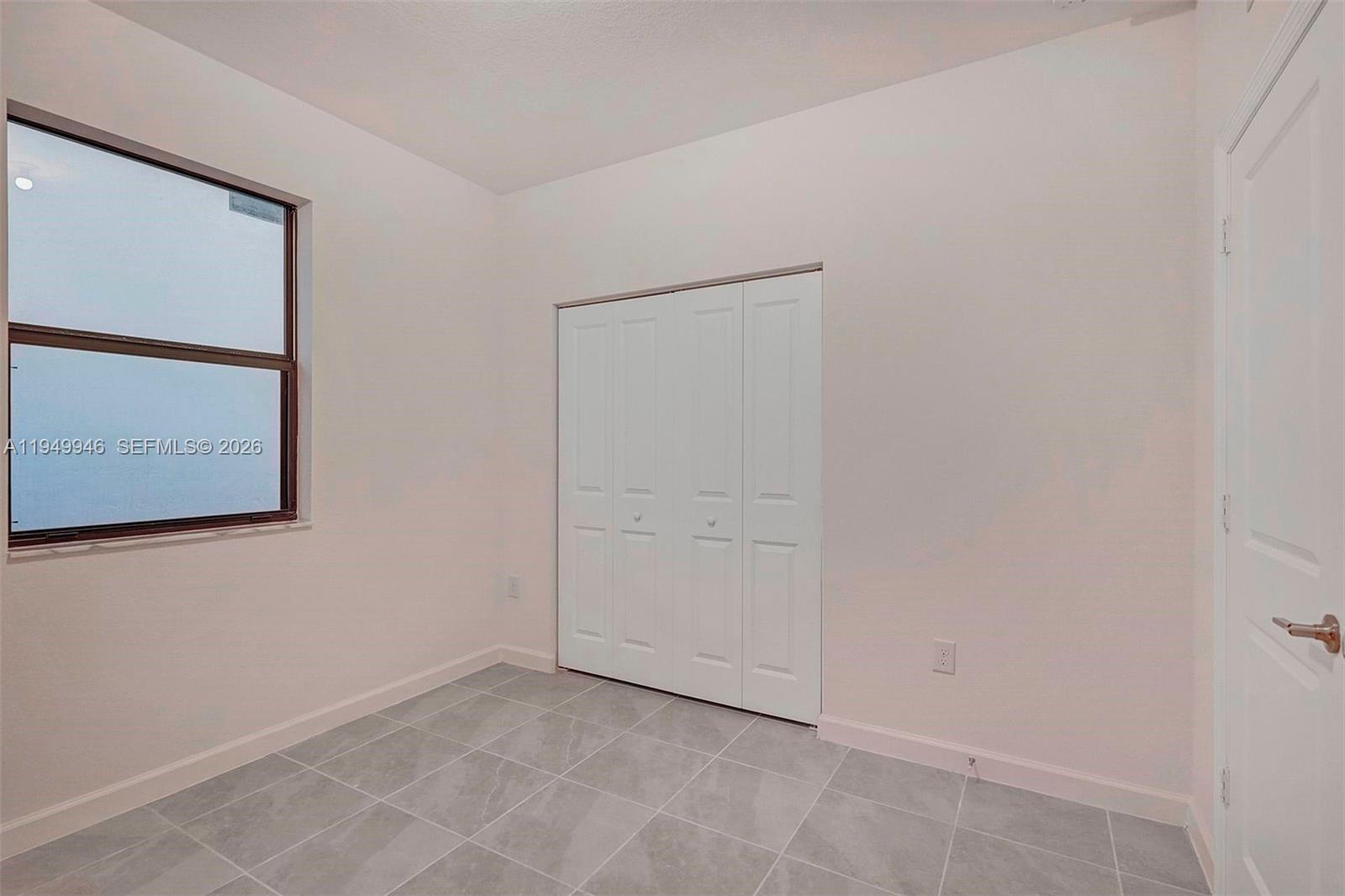 PINE VISTA - Residential