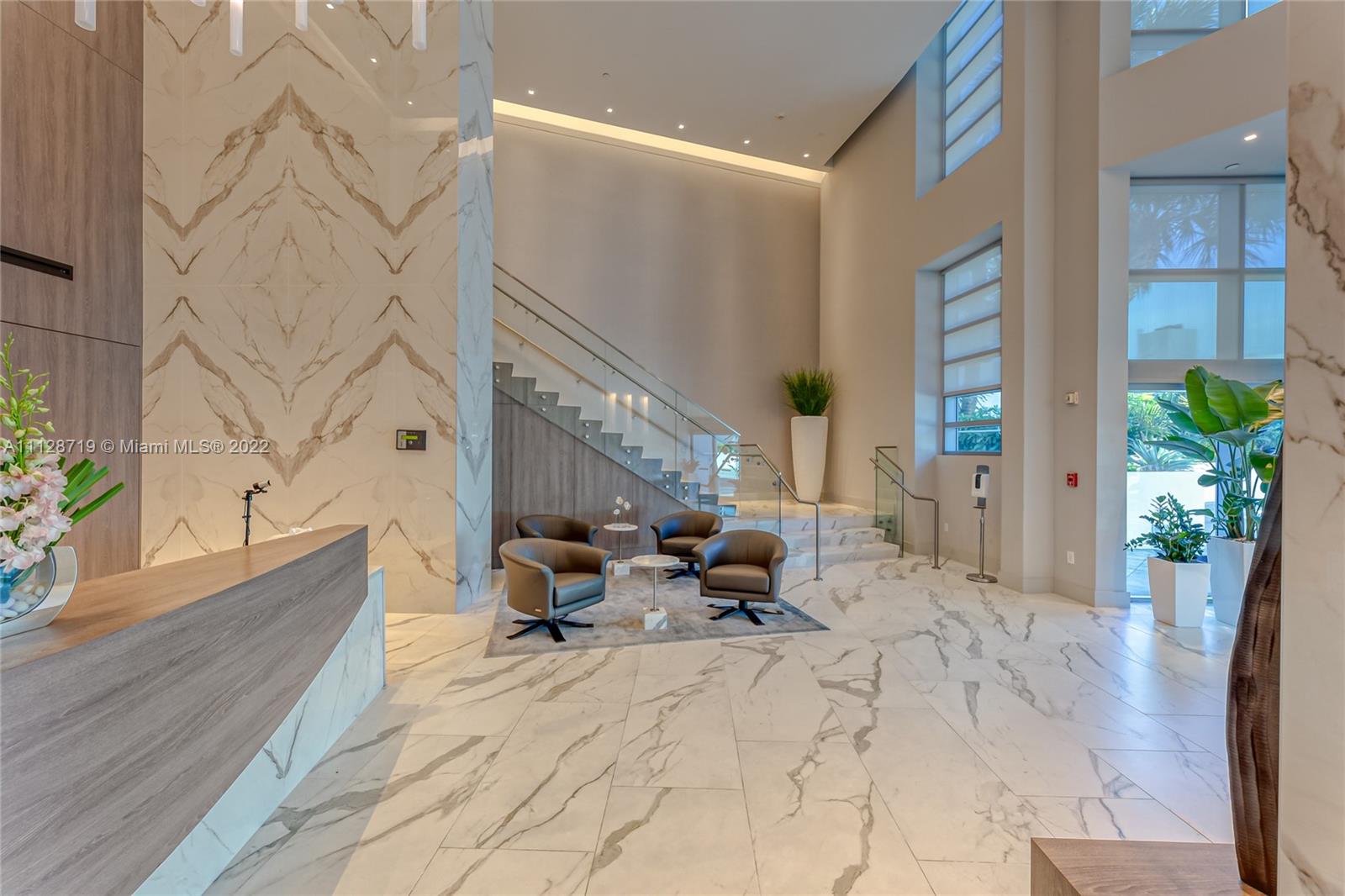 DIPLOMAT OCEANFRONT RESID - Residential