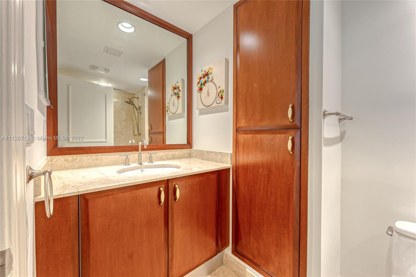 DIPLOMAT OCEANFRONT RESID - Residential