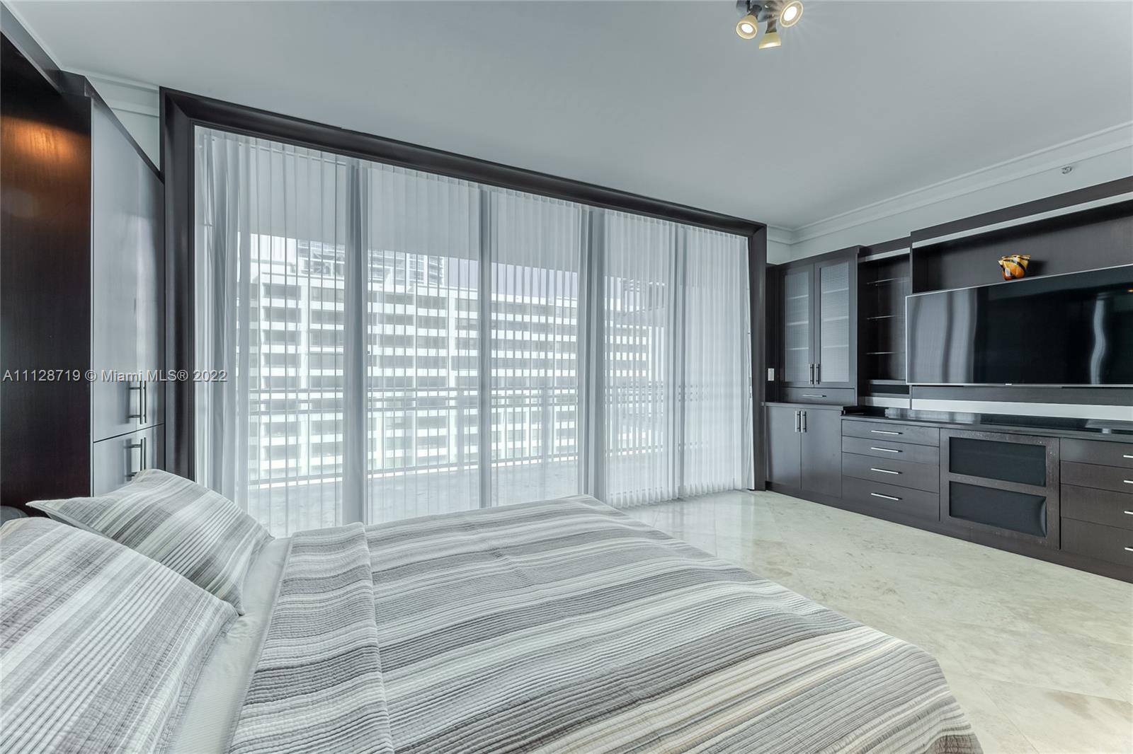 DIPLOMAT OCEANFRONT RESID - Residential