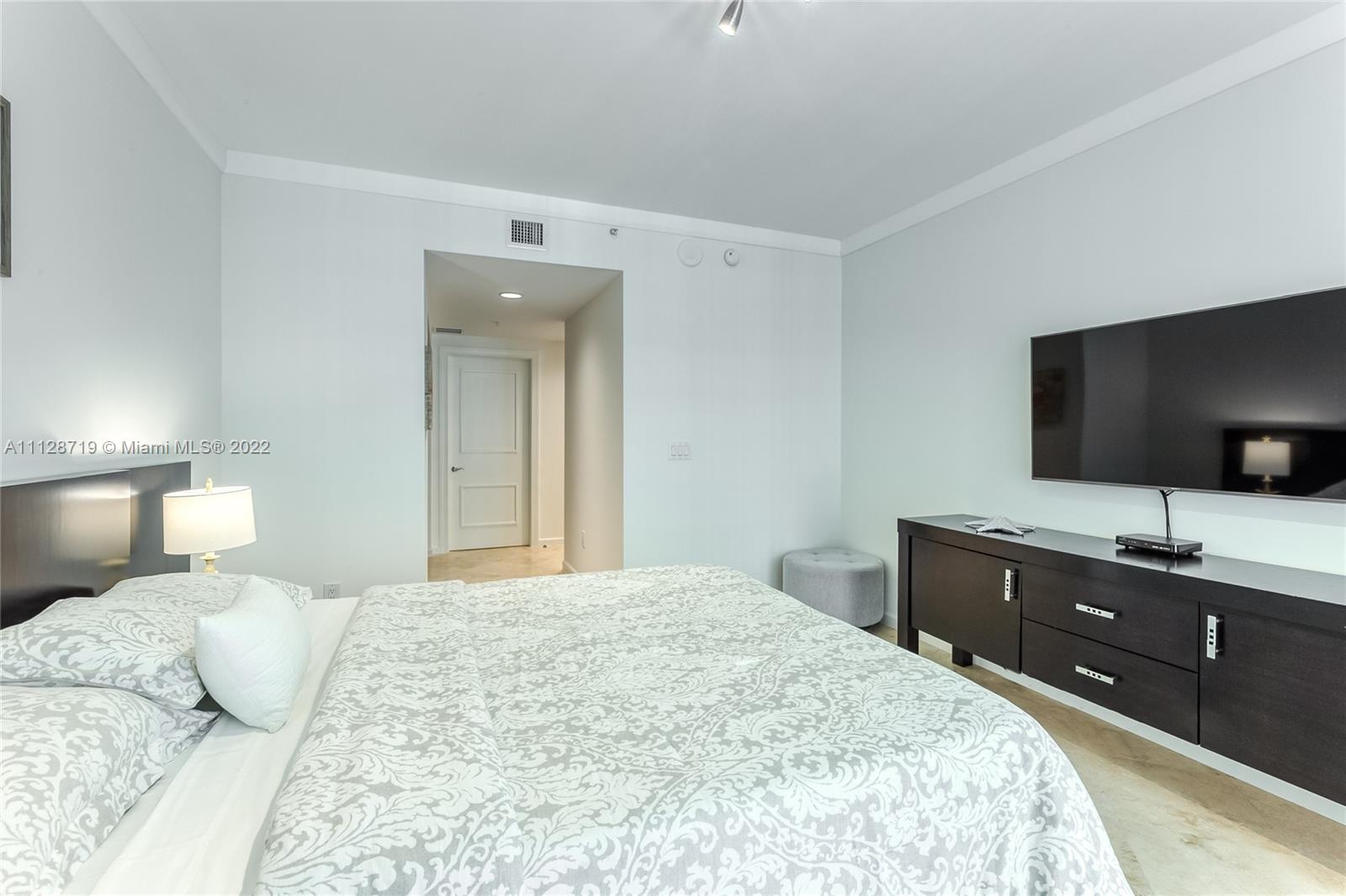 DIPLOMAT OCEANFRONT RESID - Residential