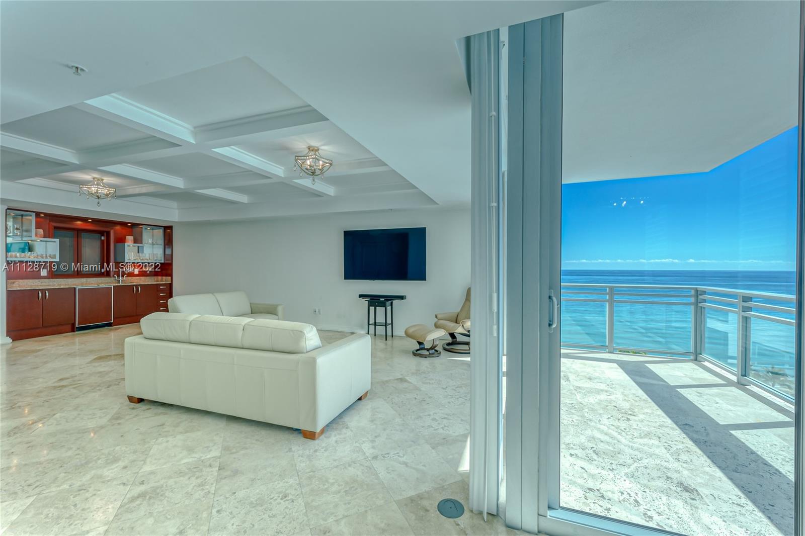 DIPLOMAT OCEANFRONT RESID - Residential