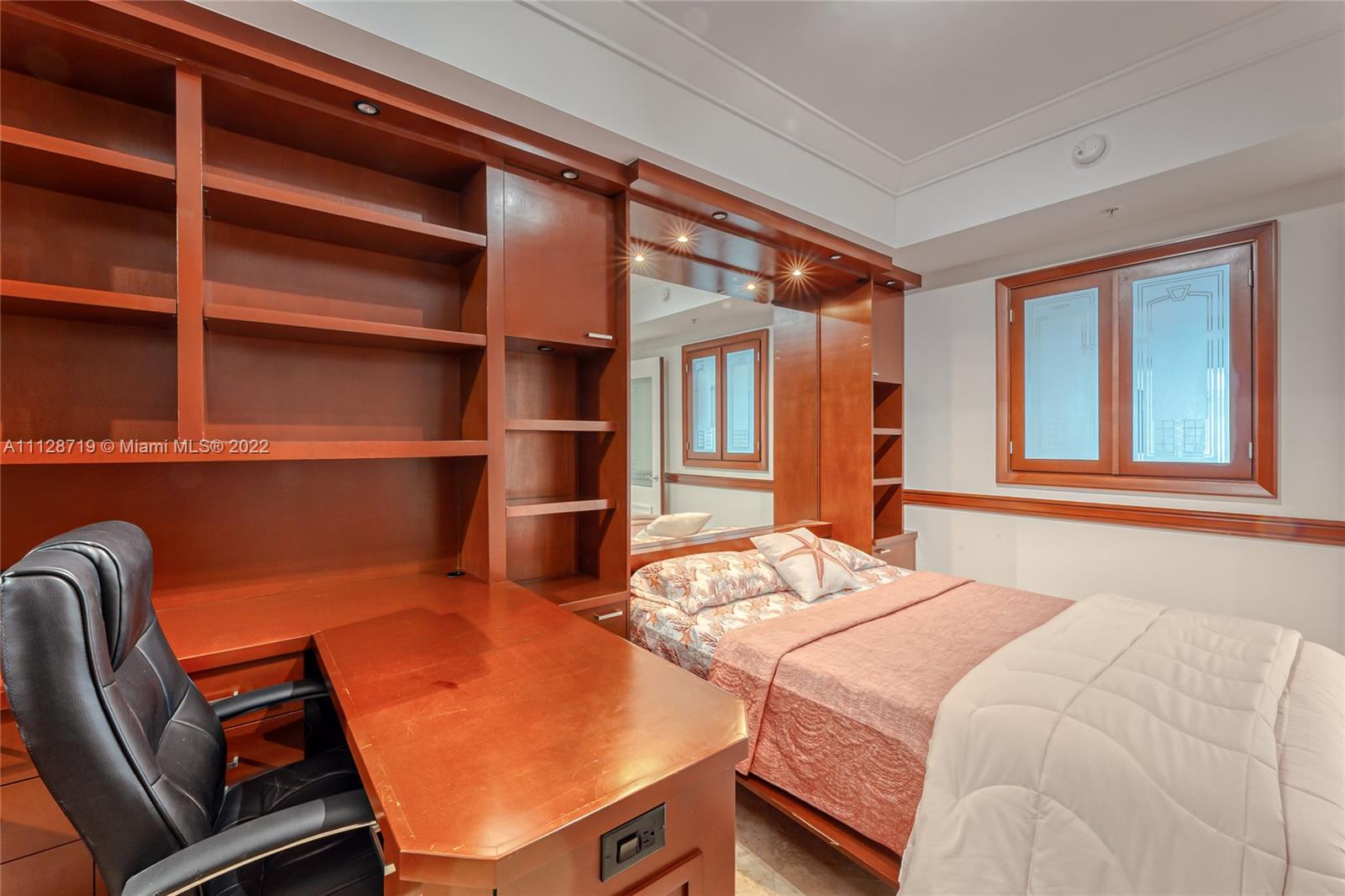 DIPLOMAT OCEANFRONT RESID - Residential