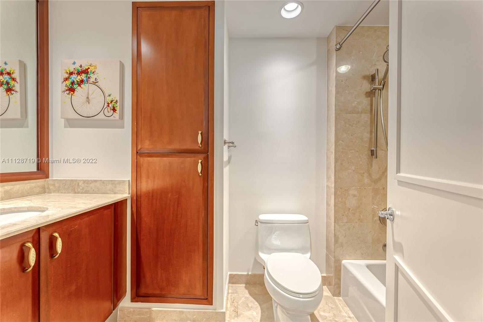 DIPLOMAT OCEANFRONT RESID - Residential