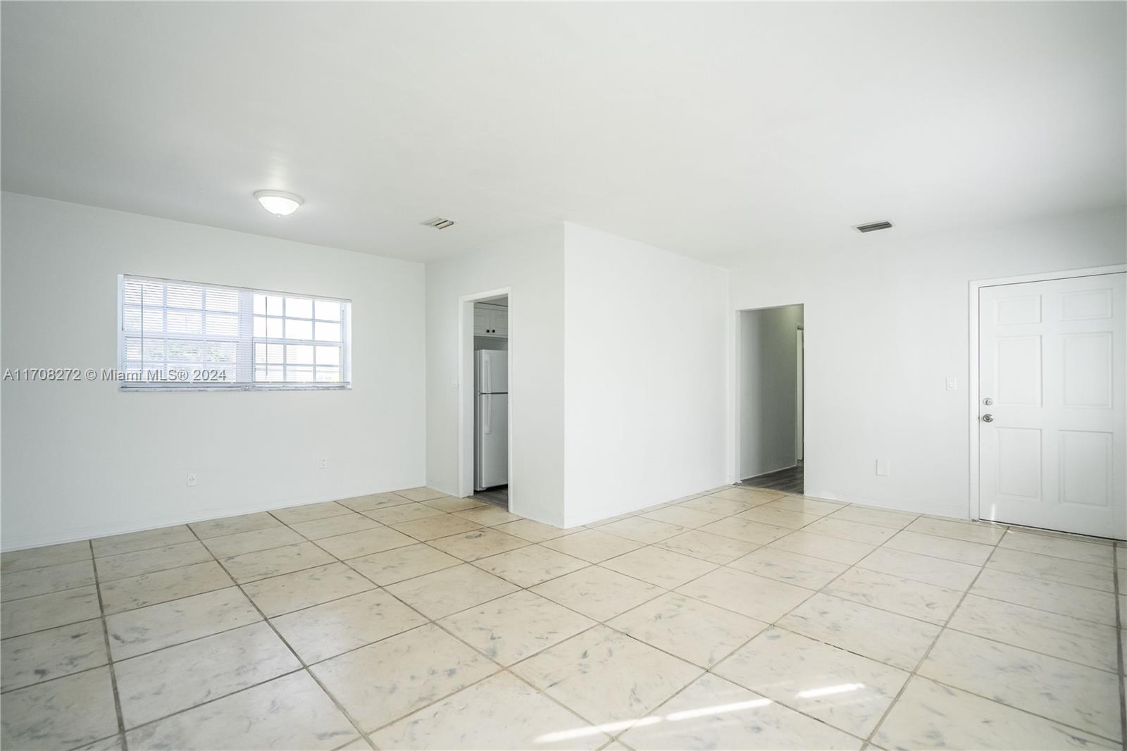 ISLE OF NORMANDY MIAMI VI - Residential Lease