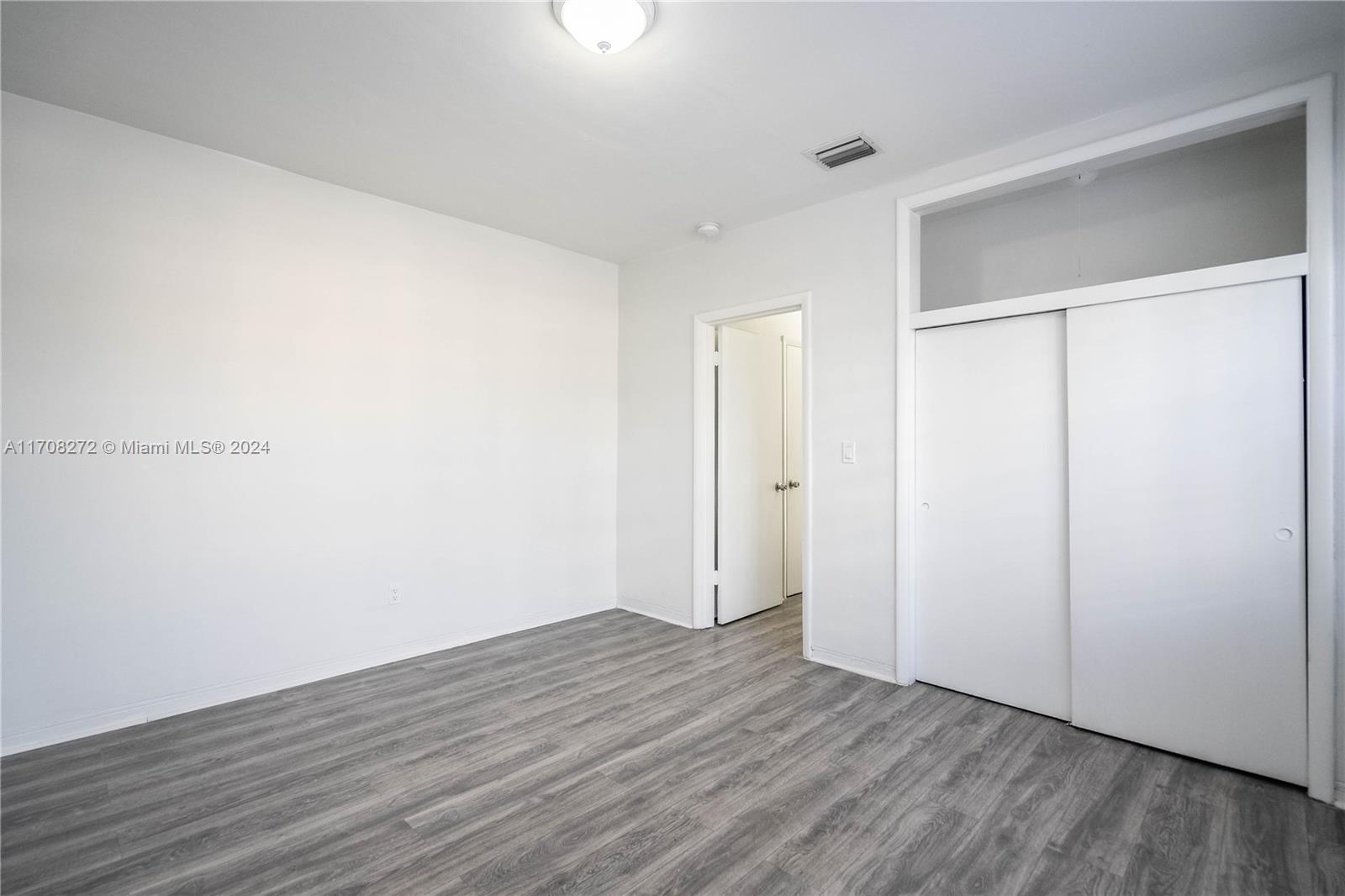 ISLE OF NORMANDY MIAMI VI - Residential Lease