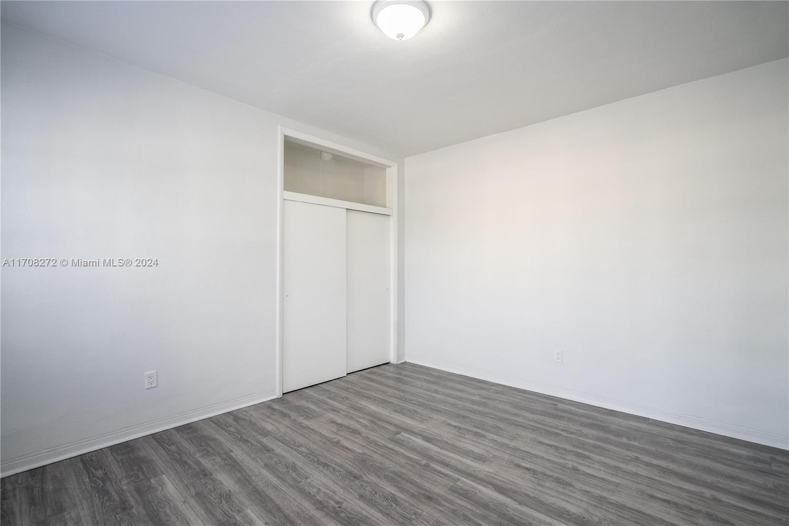ISLE OF NORMANDY MIAMI VI - Residential Lease